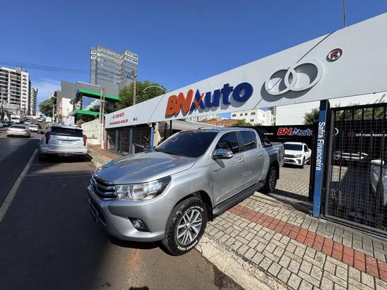 TOYOTA HILUX 2.8 SRV 4X4 CD 16V DIESEL 4P AUTOMÁTICO